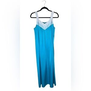 Vintage Vanity Fair‎ Turquoise Teal and Light Blue Long Nightgown Size Small